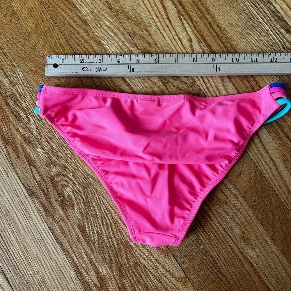 California Waves Bikini bottoms - Picture 3 of 4